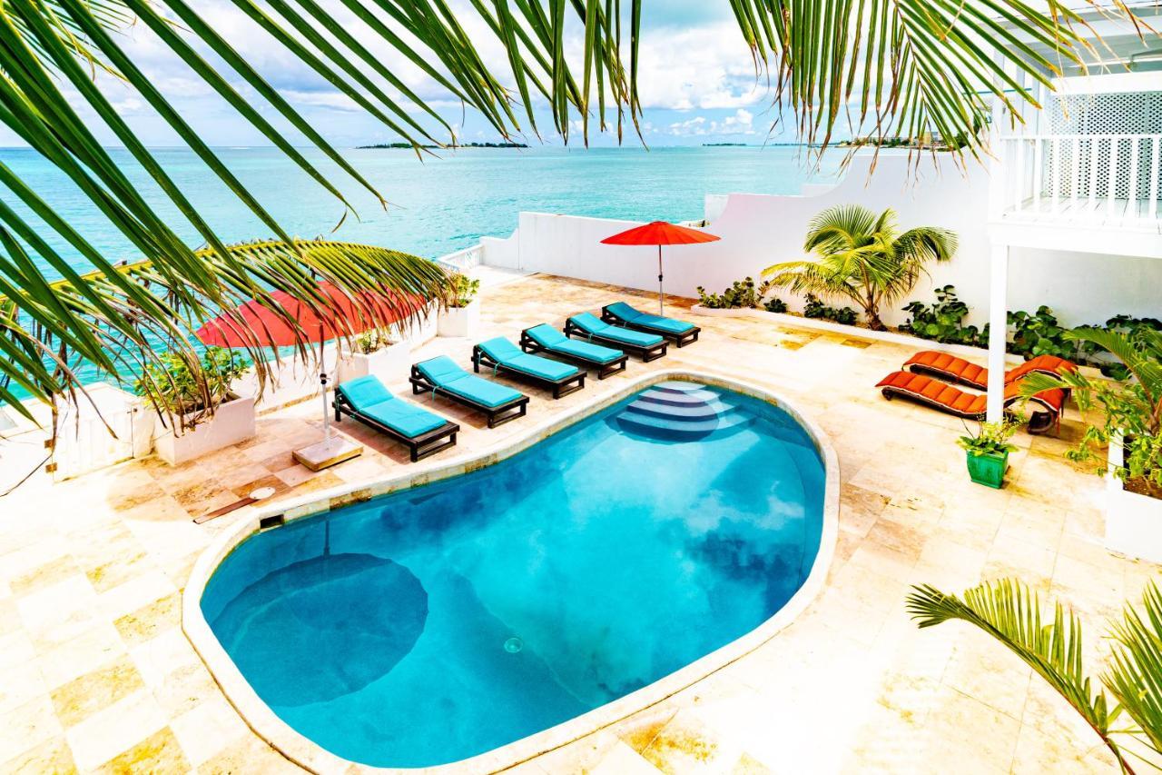 Vakantiehuis Caprice 7 -oceanfront - Gated Community With Pool Nassau