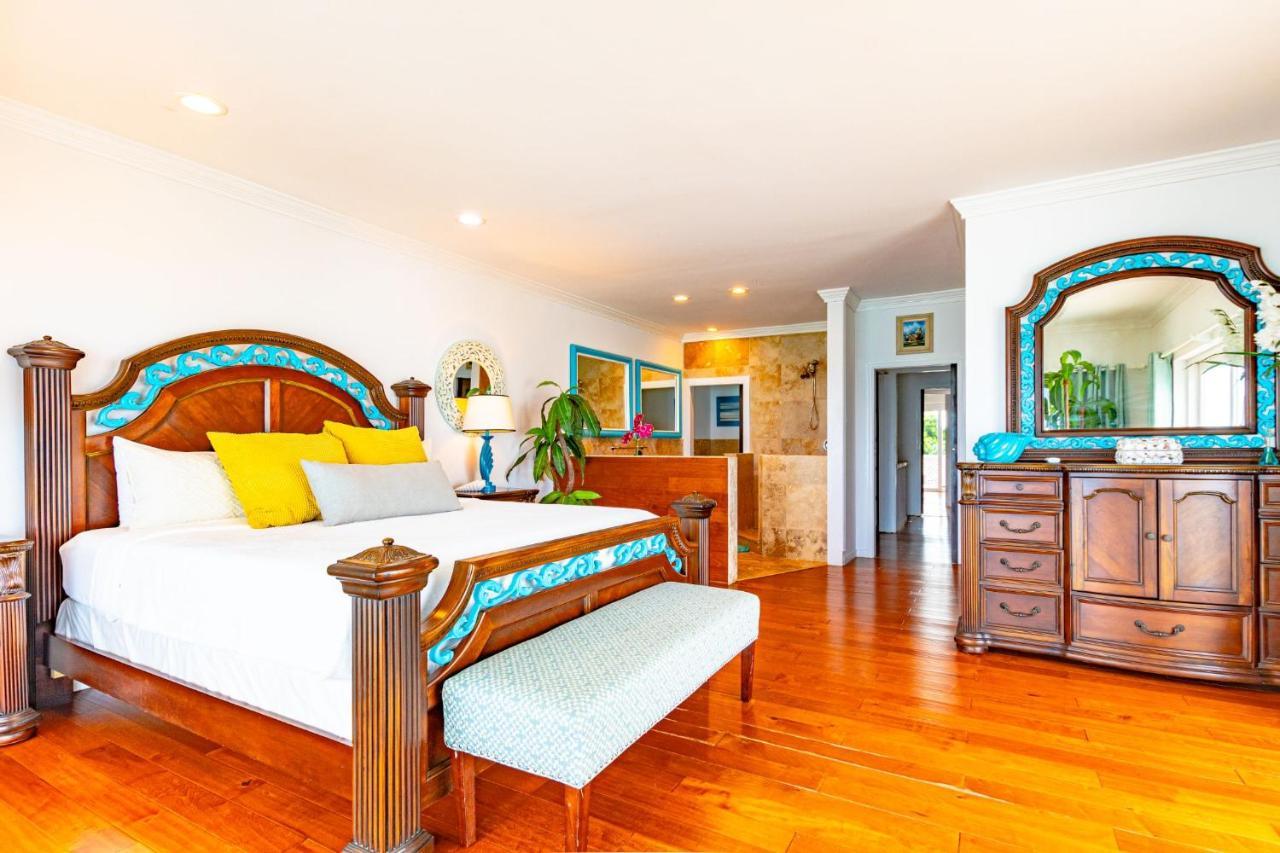 Caprice 7 -oceanfront - Gated Community With Pool Vakantiehuis Nassau